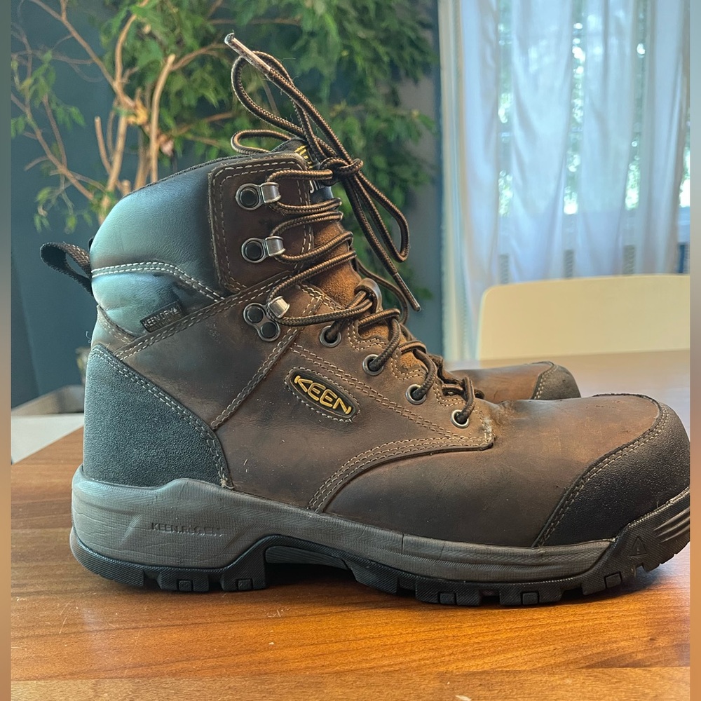 KEEN Men's Brown Work Boots w/ Composite Toe